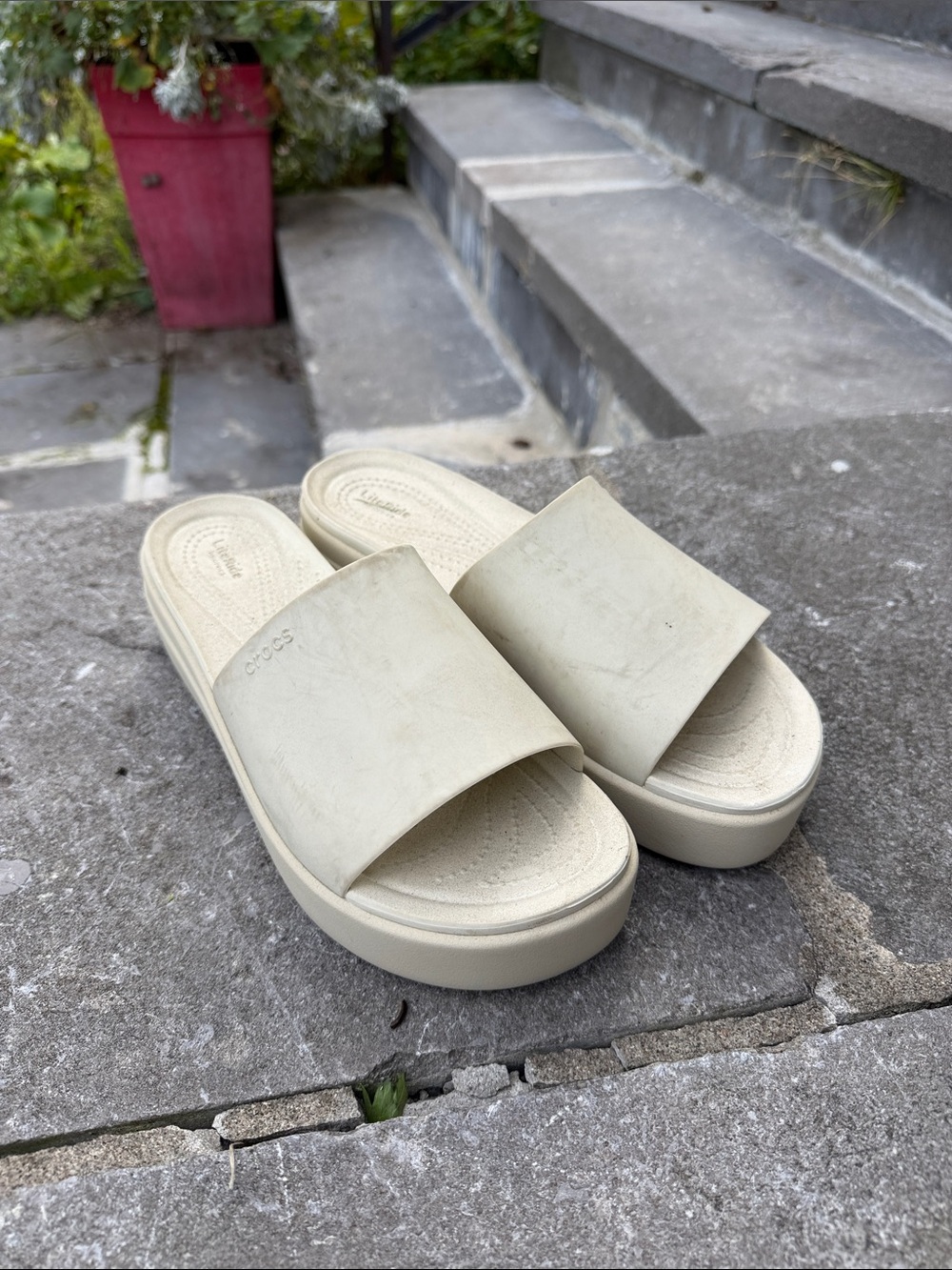 CROCS Women's Platform Slide - Light Beige